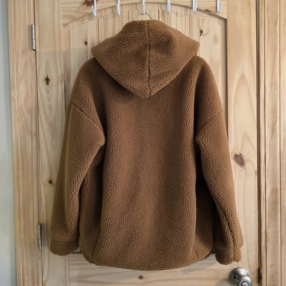 Fabletics Lotta Teddy Sherpa Hooded Jacket Side Zip - Picture 3 of 7